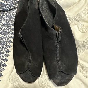 Black suede easy spirit wedges
